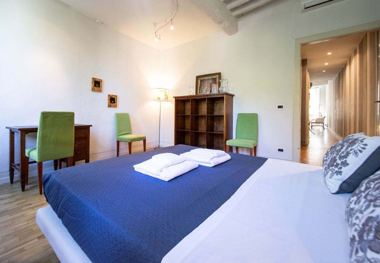 Apartamento en Lucca - Lo Studiolo Luxury Suite in Center Town