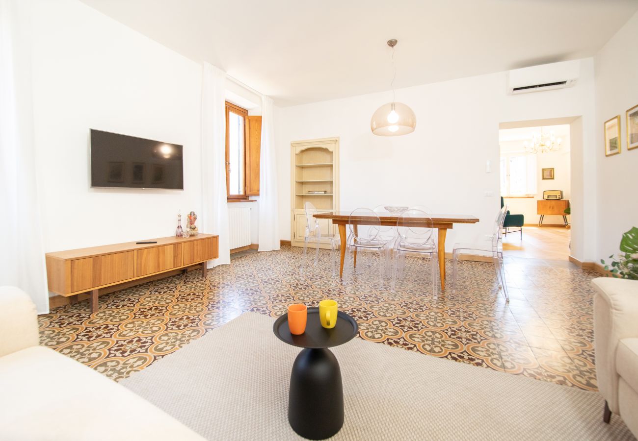 Apartamento en Lucca - Singer House in Center Town