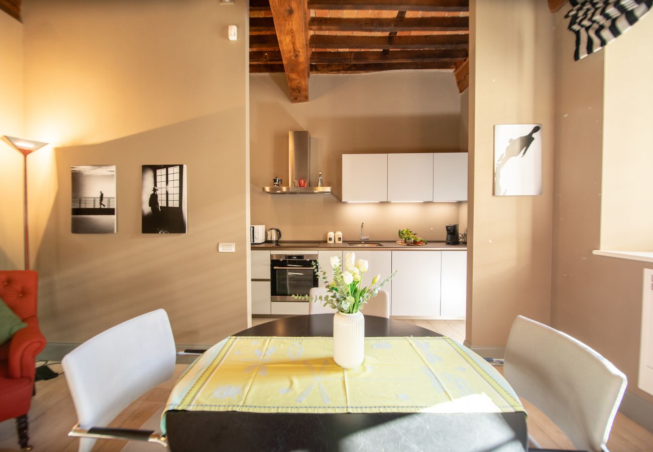 Apartamento en Lucca - The Tower Apartment in Center Town