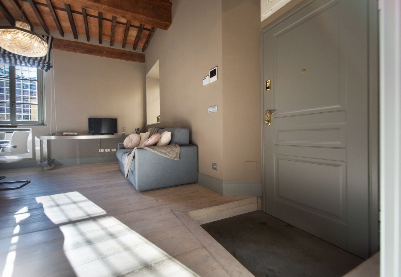 Apartamento en Lucca - The Tower Apartment in Center Town