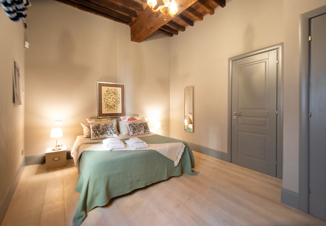 Apartamento en Lucca - The Tower Apartment in Center Town