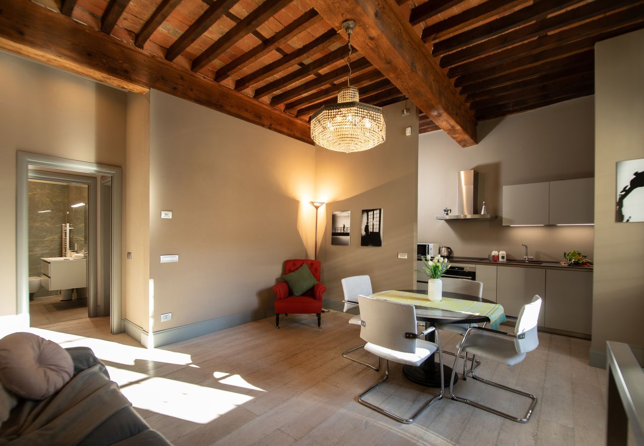 Apartamento en Lucca - The Tower Apartment in Center Town