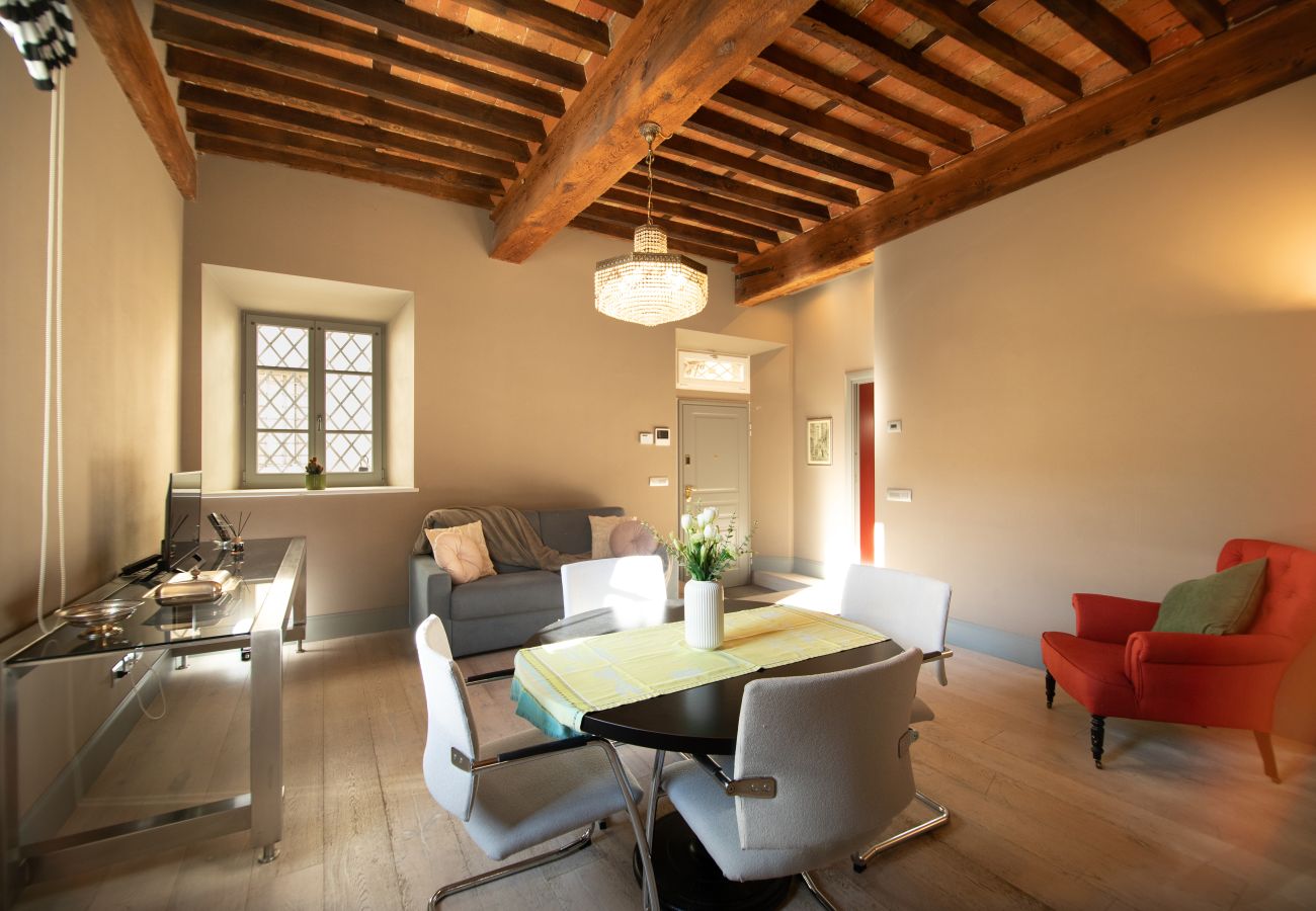 Apartamento en Lucca - The Tower Apartment in Center Town